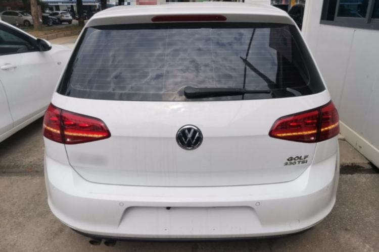 Used Volkswagen Golf 2016 230TSI Automatic Luxury Version Rear