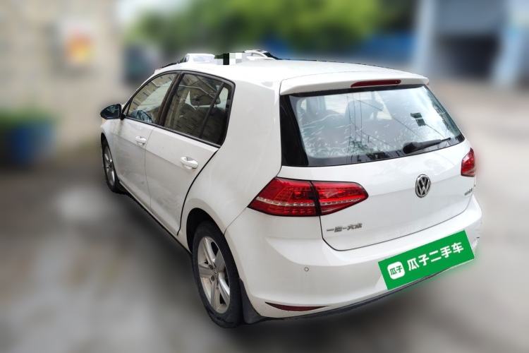 Used Volkswagen Golf 2016 1.6L Automatic Fashion Model Rear Left 45 Deg