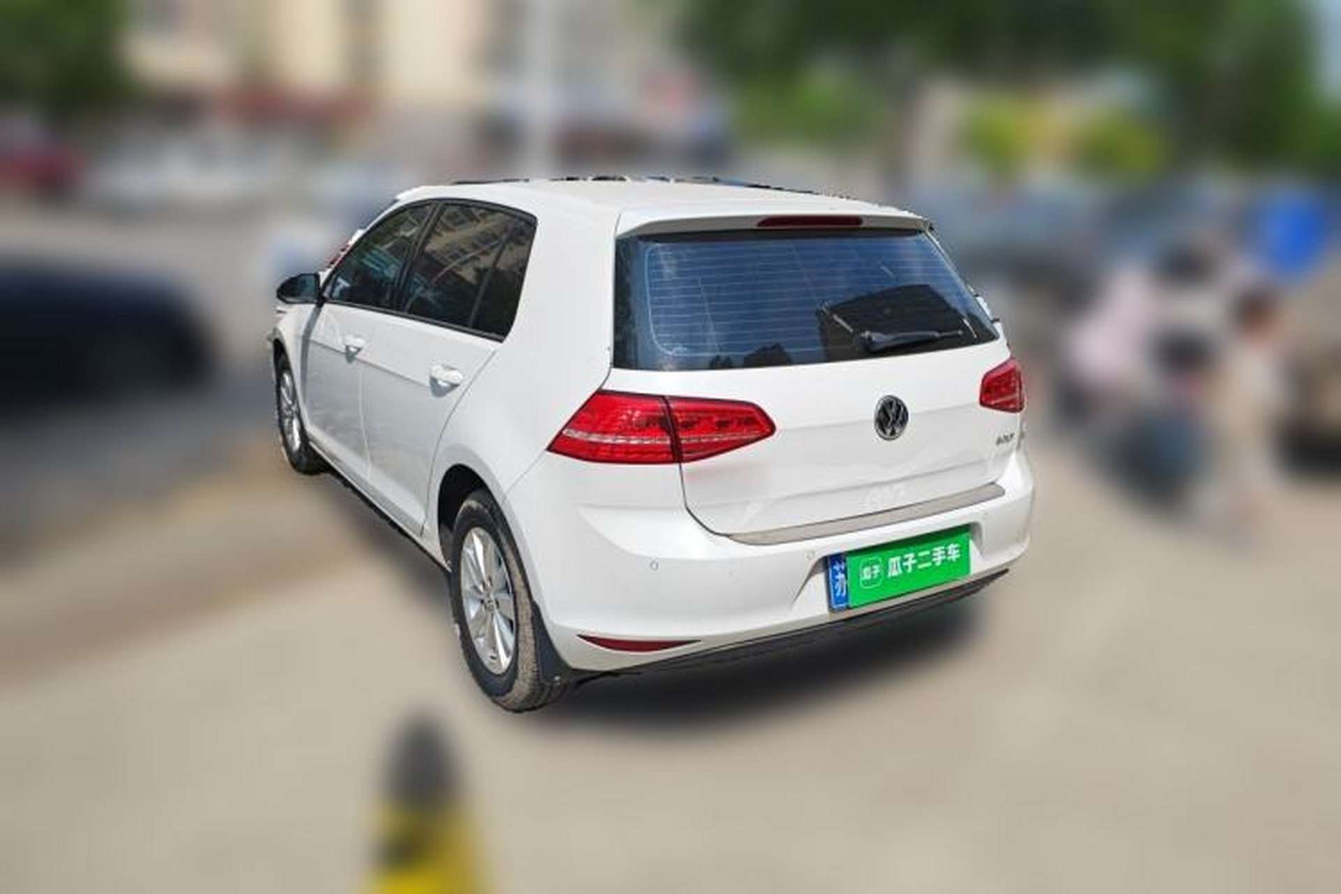 Used Volkswagen Golf 2016 1.6L Manual Fashion Edition Rear Left 45 Deg