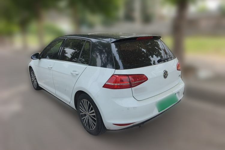 Used Volkswagen Golf 2016 230TSI Automatic Comfort Version Rear Left 45 Deg