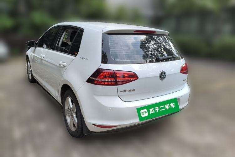 Used Volkswagen Golf 2016 1.6L Automatic Comfort Model Rear Left 45 Deg