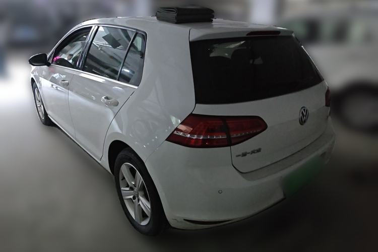 Used Volkswagen Golf 2016 1.6L Automatic Comfort Model Rear Left 45 Deg