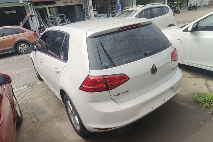 Used Volkswagen Golf 2016 230TSI Automatic Comfort Version Rear Left 45 Deg
