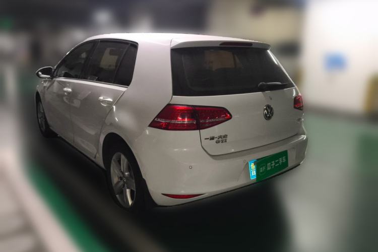 Used Volkswagen Golf 2016 1.6L Automatic Comfort Model Rear Left 45 Deg