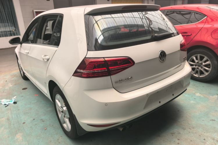 Used Volkswagen Golf 2016 230TSI Automatic Comfort Version Rear Left 45 Deg