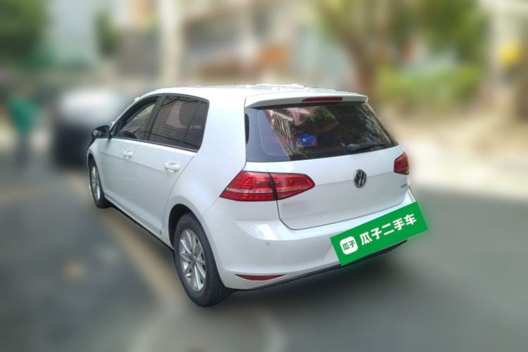 Used Volkswagen Golf 2016 1.6L Automatic Fashion Model Rear Left 45 Deg