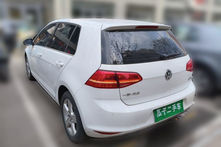 Used Volkswagen Golf 2016 1.6L Automatic Comfort Model Rear Left 45 Deg