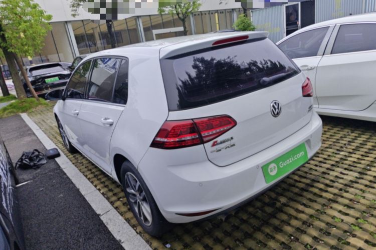 Used Volkswagen Golf 2016 230TSI Automatic Luxury Version Rear Left 45 Deg