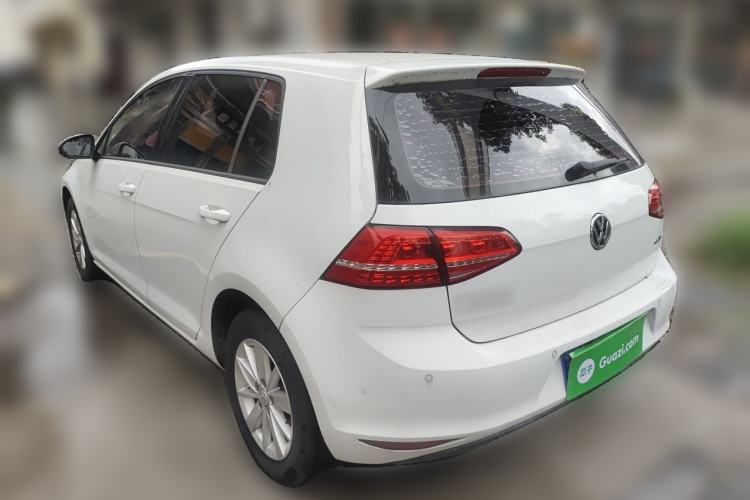 Used Volkswagen Golf 2016 1.6L Automatic Fashion Model Rear Left 45 Deg