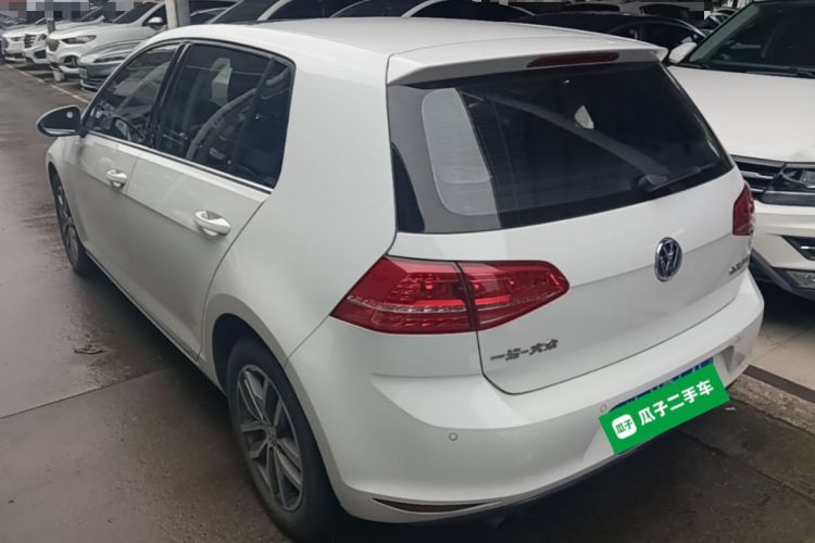 Used Volkswagen Golf 2016 230TSI Automatic Luxury Version Rear Left 45 Deg