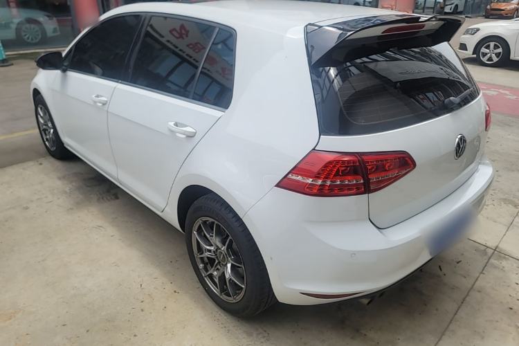 Used Volkswagen Golf 2016 230TSI Automatic Comfort Version Rear Left 45 Deg