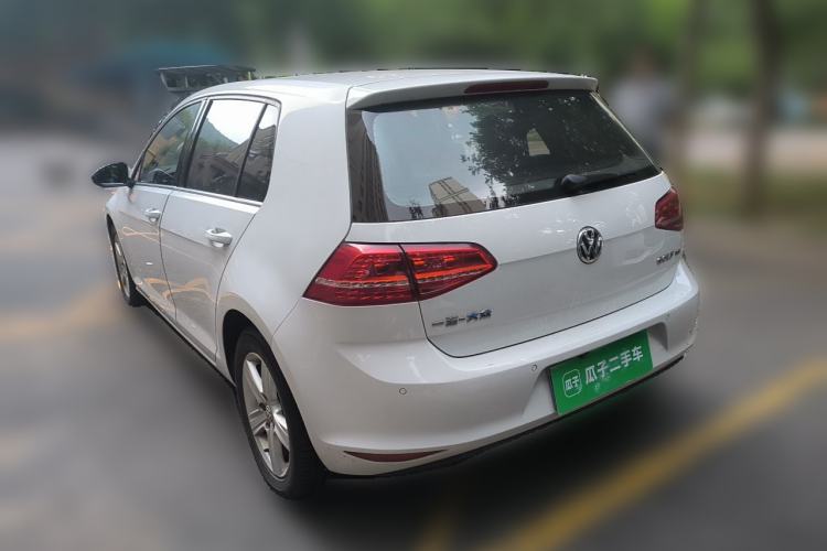Used Volkswagen Golf 2016 230TSI Automatic Comfort Version Rear Left 45 Deg