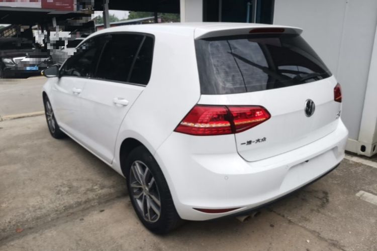 Used Volkswagen Golf 2016 230TSI Automatic Luxury Version Rear Left 45 Deg