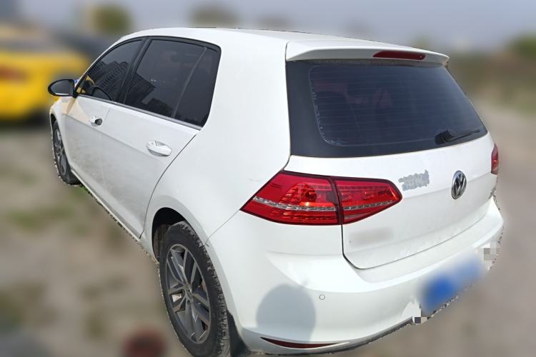 Used Volkswagen Golf 2016 230TSI Automatic Luxury Version Rear Left 45 Deg
