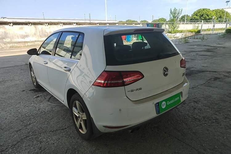 Used Volkswagen Golf 2016 230TSI Automatic Comfort Version Rear Left 45 Deg