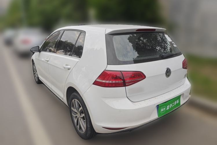 Used Volkswagen Golf 2016 230TSI Automatic Luxury Version Rear Left 45 Deg