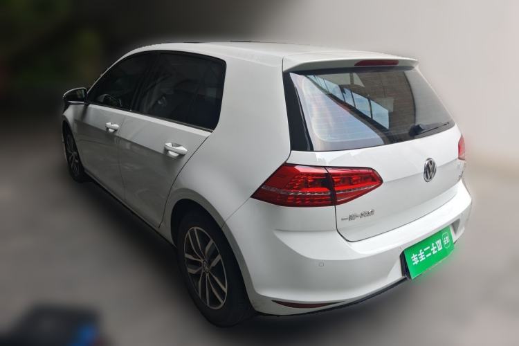 Used Volkswagen Golf 2016 230TSI Automatic Luxury Version Rear Left 45 Deg