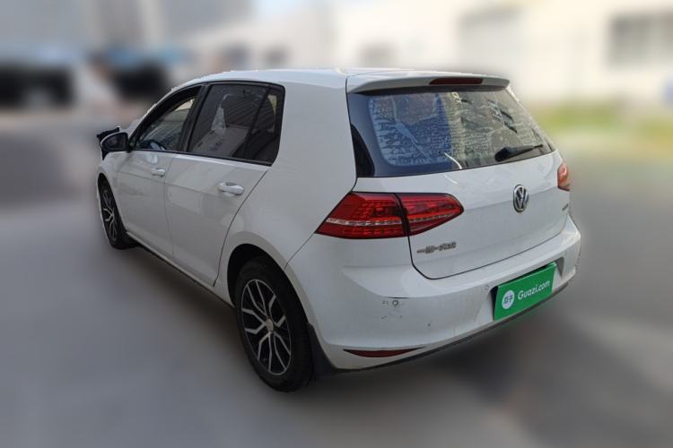 Used Volkswagen Golf 2016 1.6L Automatic Fashion Model Rear Left 45 Deg