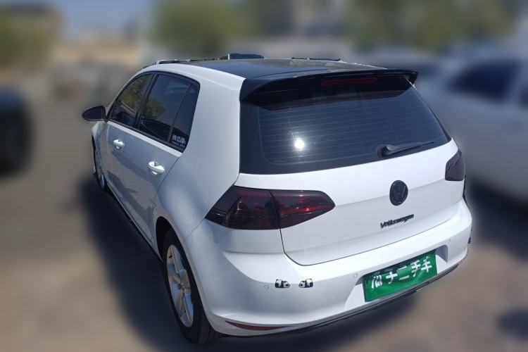 Used Volkswagen Golf 2016 230TSI Automatic Comfort Version Rear Left 45 Deg