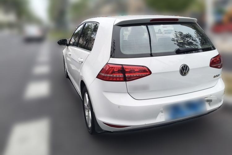 Used Volkswagen Golf 2016 1.6L Automatic Comfort Model Rear Left 45 Deg