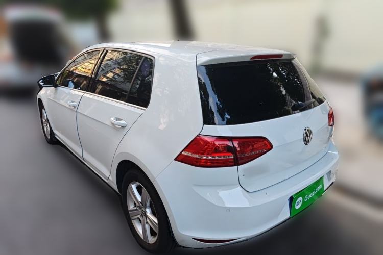Used Volkswagen Golf 2016 1.6L Automatic Comfort Model Rear Left 45 Deg