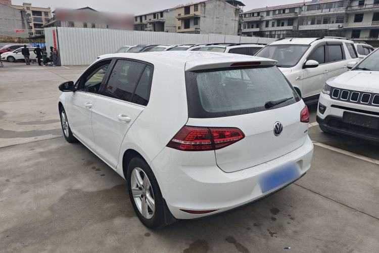 Used Volkswagen Golf 2016 1.6L Automatic Comfort Model Rear Left 45 Deg