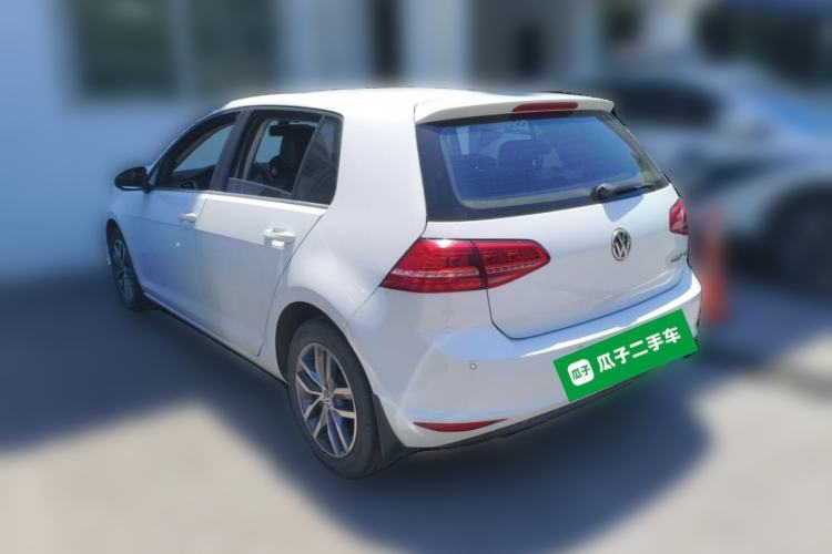 Used Volkswagen Golf 2016 230TSI Automatic Luxury Version Rear Left 45 Deg