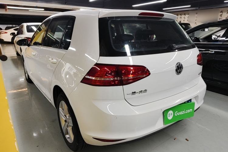 Used Volkswagen Golf 2016 1.6L Automatic Comfort Model Rear Left 45 Deg
