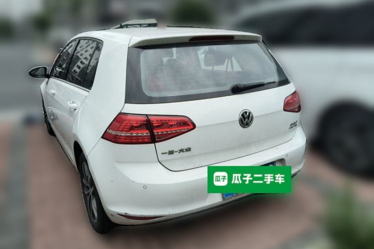 Used Volkswagen Golf 2016 230TSI Automatic Luxury Version Rear Left 45 Deg