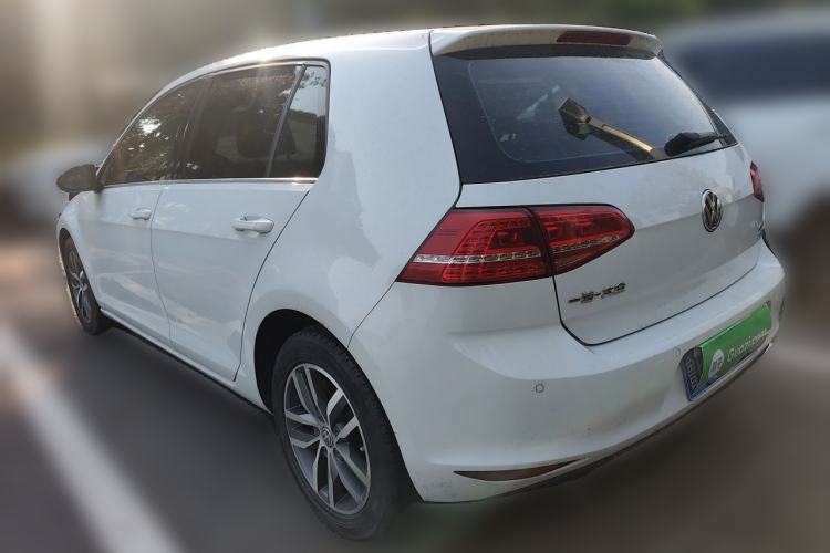Used Volkswagen Golf 2016 230TSI Automatic Luxury Version Rear Left 45 Deg