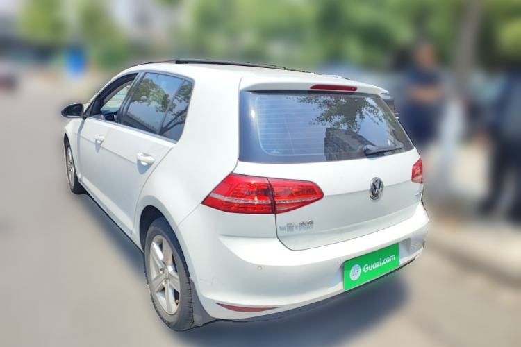 Used Volkswagen Golf 2016 1.6L Automatic Comfort Model Rear Left 45 Deg
