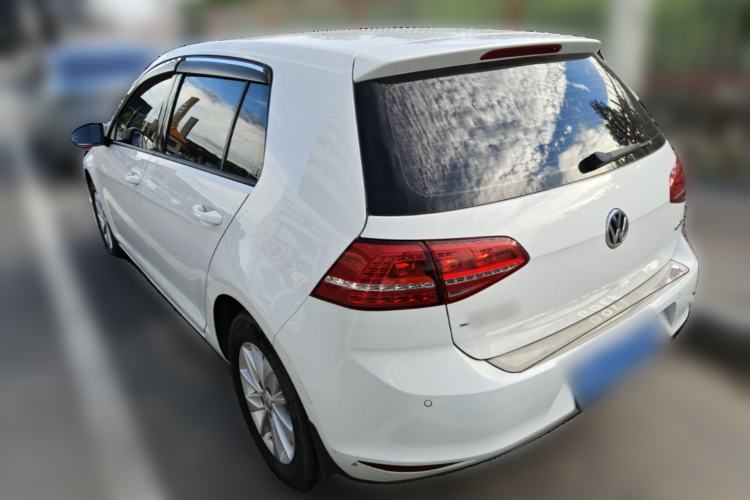 Used Volkswagen Golf 2016 1.6L Automatic Fashion Model Rear Left 45 Deg
