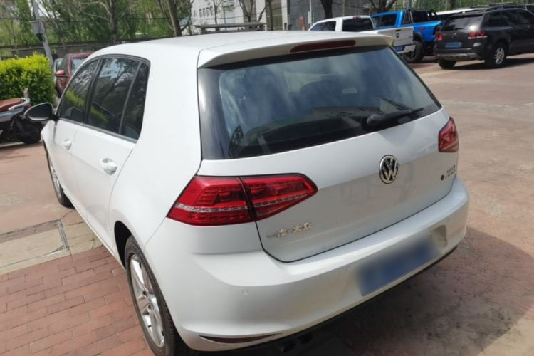 Used Volkswagen Golf 2016 230TSI Automatic Comfort Version Rear Left 45 Deg