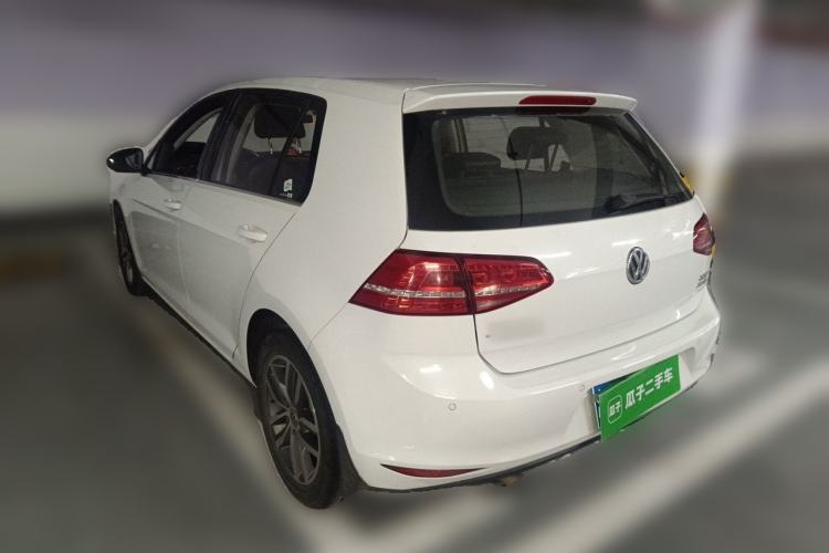 Used Volkswagen Golf 2016 230TSI Automatic Luxury Version Rear Left 45 Deg