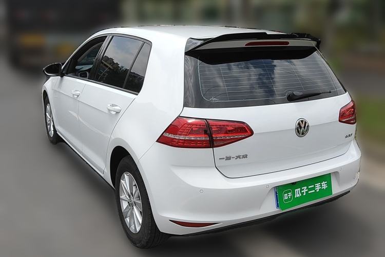 Used Volkswagen Golf 2016 1.6L Automatic Fashion Model Rear Left 45 Deg