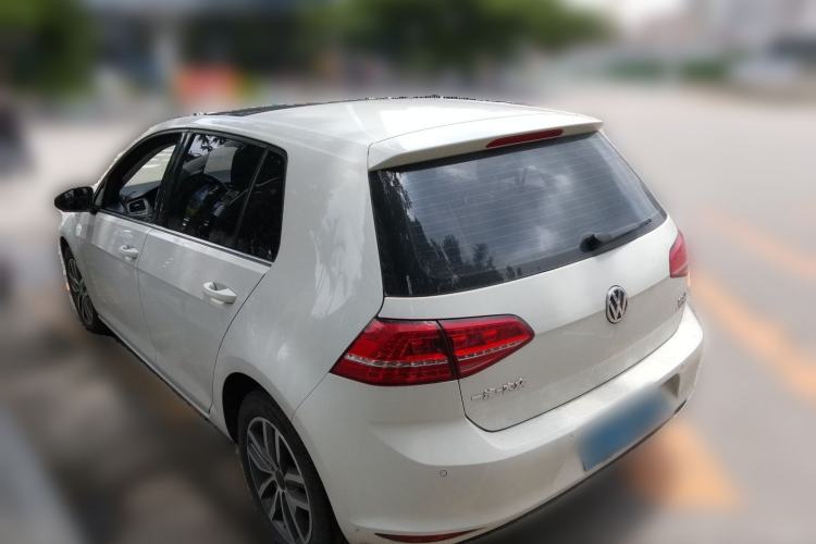 Used Volkswagen Golf 2016 230TSI Automatic Luxury Version Rear Left 45 Deg