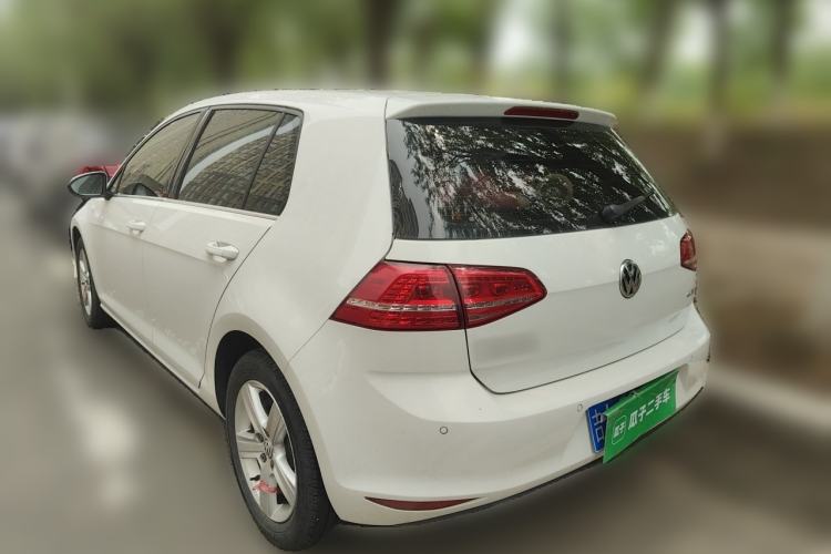 Used Volkswagen Golf 2016 1.6L Automatic Comfort Model Rear Left 45 Deg