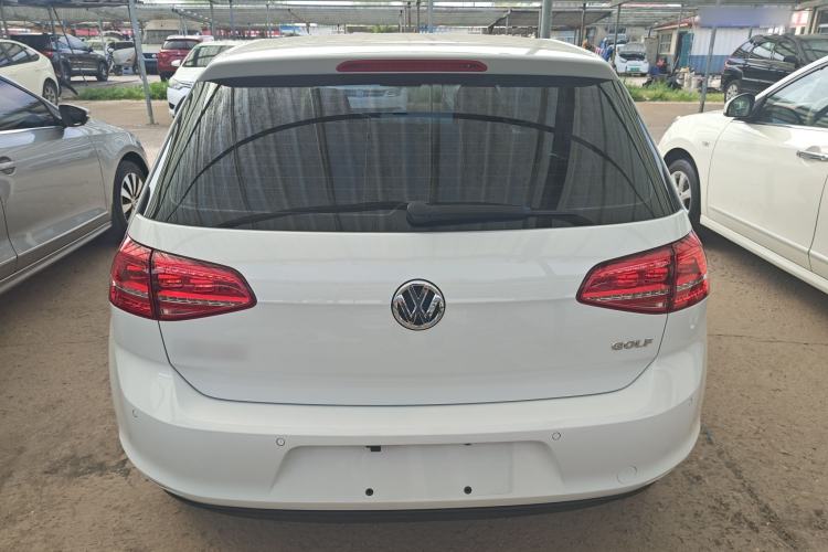 Used Volkswagen Golf 2016 1.6L Automatic Fashion Model Rear