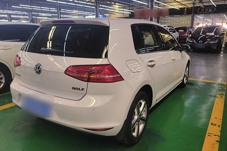 Used Volkswagen Golf 2016 1.6L Automatic Comfort Model Rear Right 45 Deg