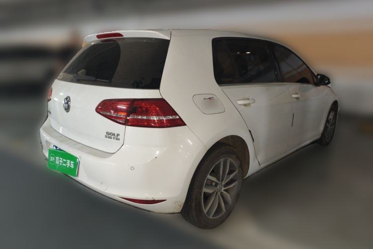 Used Volkswagen Golf 2016 230TSI Automatic Luxury Version Rear Right 45 Deg