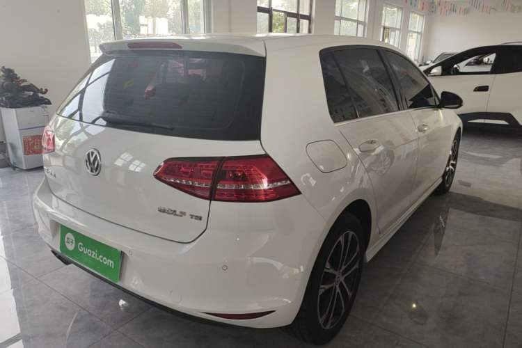 Used Volkswagen Golf 2016 230TSI Automatic Comfort Version Rear Right 45 Deg