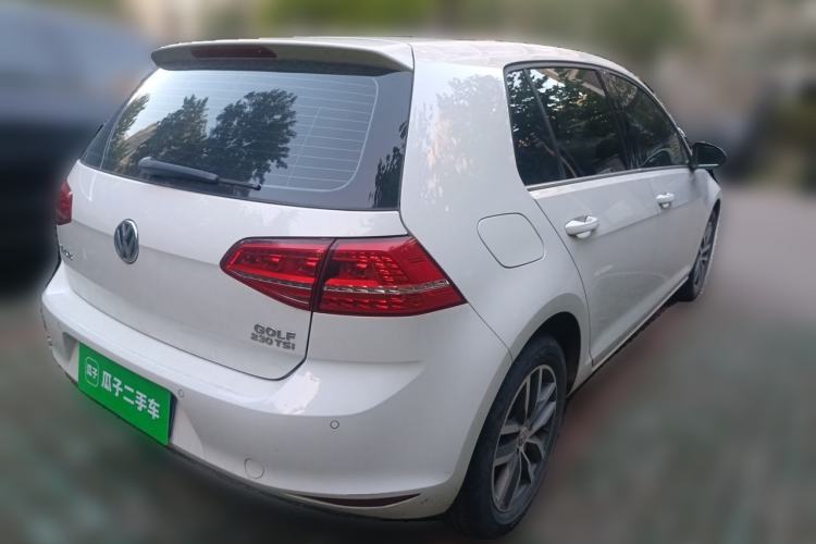 Used Volkswagen Golf 2016 230TSI Automatic Luxury Version Rear Right 45 Deg
