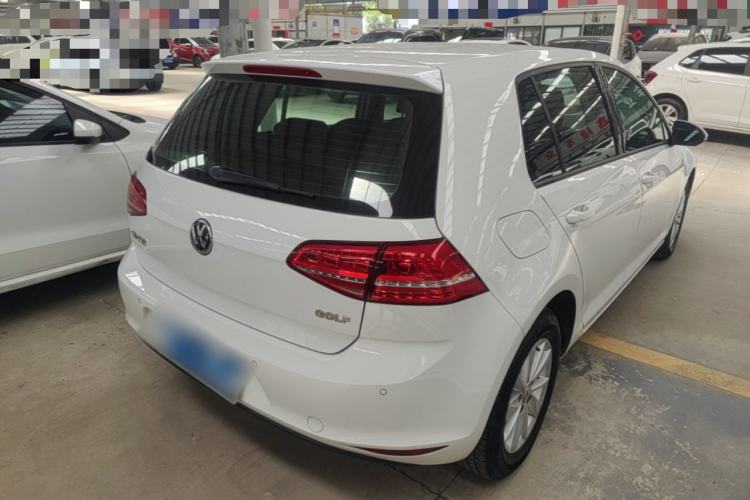Used Volkswagen Golf 2016 1.6L Manual Fashion Edition Rear Right 45 Deg