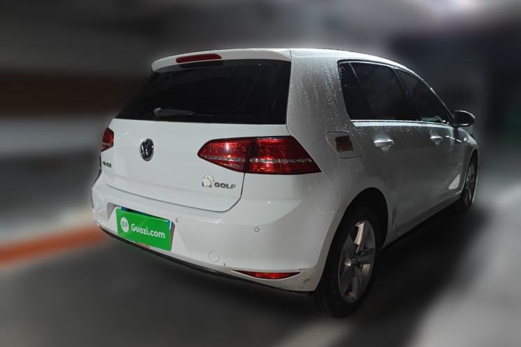 Used Volkswagen Golf 2016 1.6L Automatic Comfort Model Rear Right 45 Deg