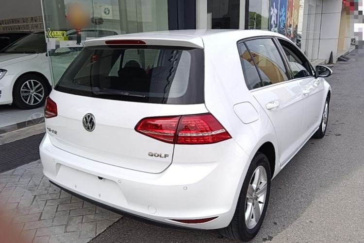 Used Volkswagen Golf 2016 1.6L Automatic Comfort Model Rear Right 45 Deg