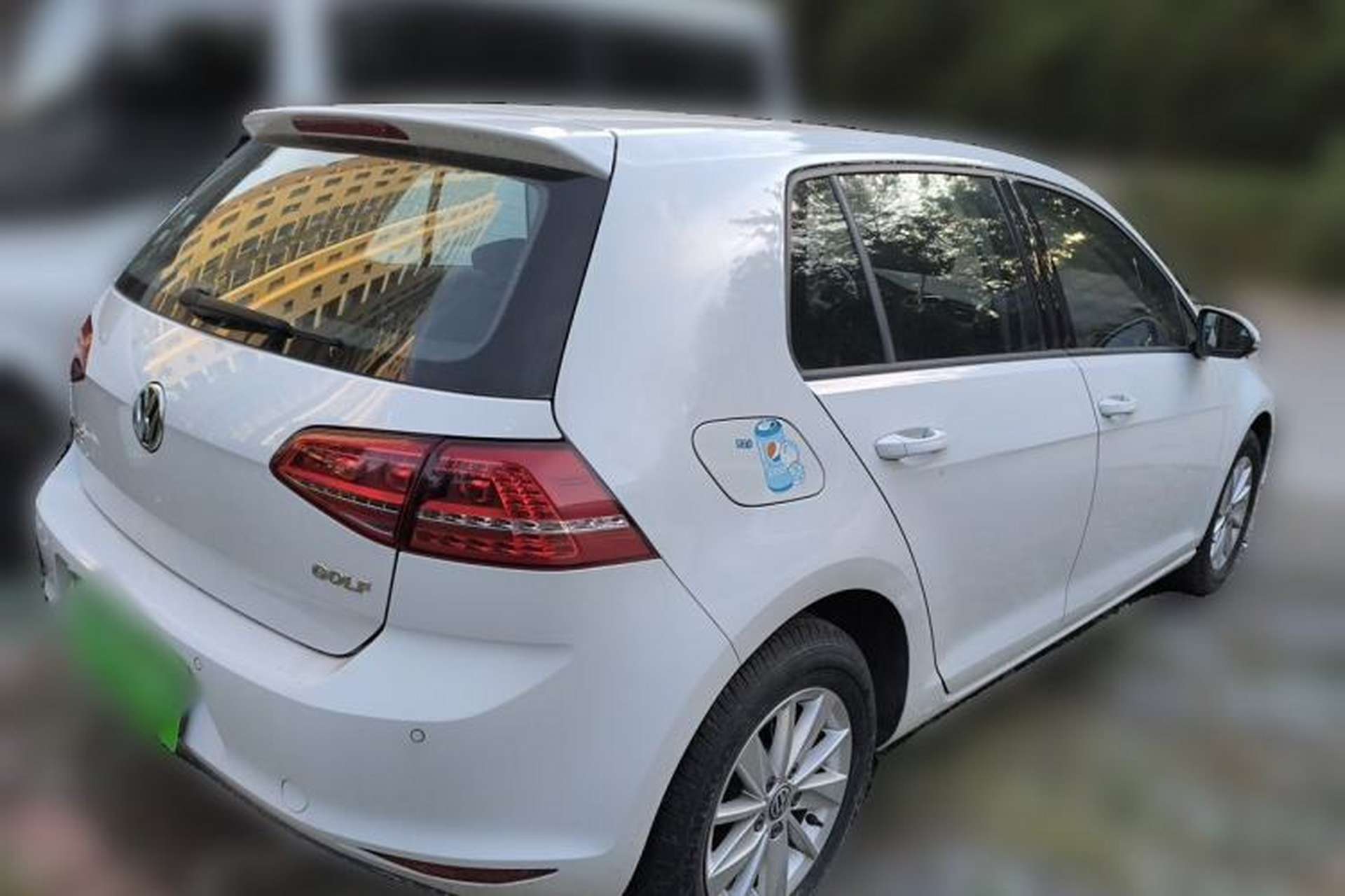 Used Volkswagen Golf 2016 1.6L Automatic Fashion Model Rear Right 45 Deg