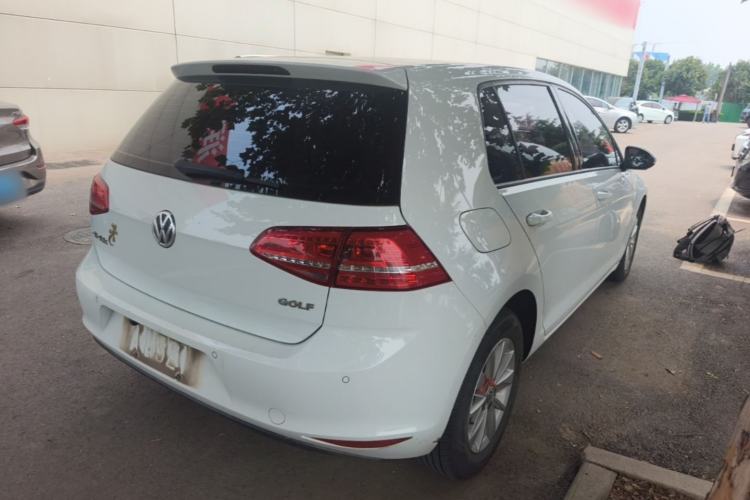Used Volkswagen Golf 2016 1.6L Manual Fashion Edition Rear Right 45 Deg