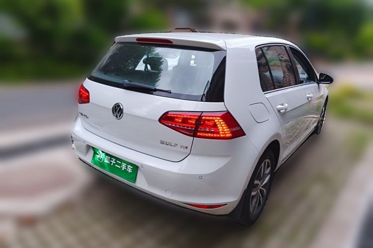 Used Volkswagen Golf 2016 230TSI Automatic Luxury Version Rear Right 45 Deg