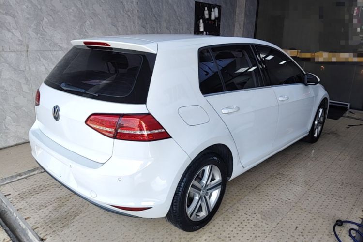 Used Volkswagen Golf 2016 230TSI Automatic Comfort Version Rear Right 45 Deg