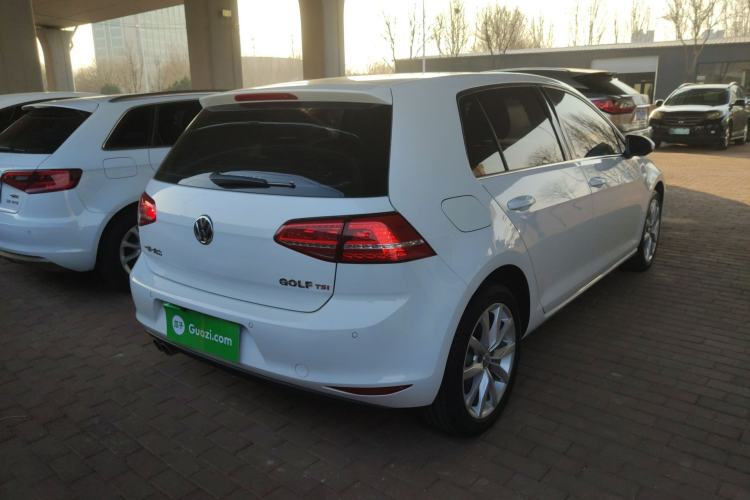 Used Volkswagen Golf 2016 230TSI Automatic Comfort Version Rear Right 45 Deg